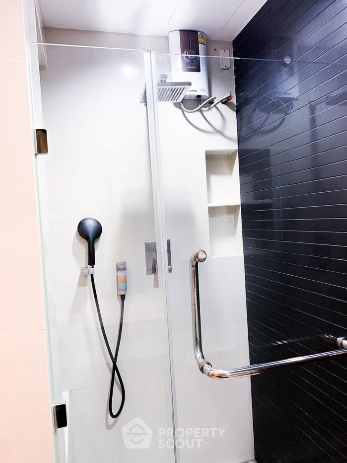 picture 1-BR Condo At Rhythm Ratchada-Huaikwang, 100m To MRT Huai Khwang (ID 3037041) - 12/16