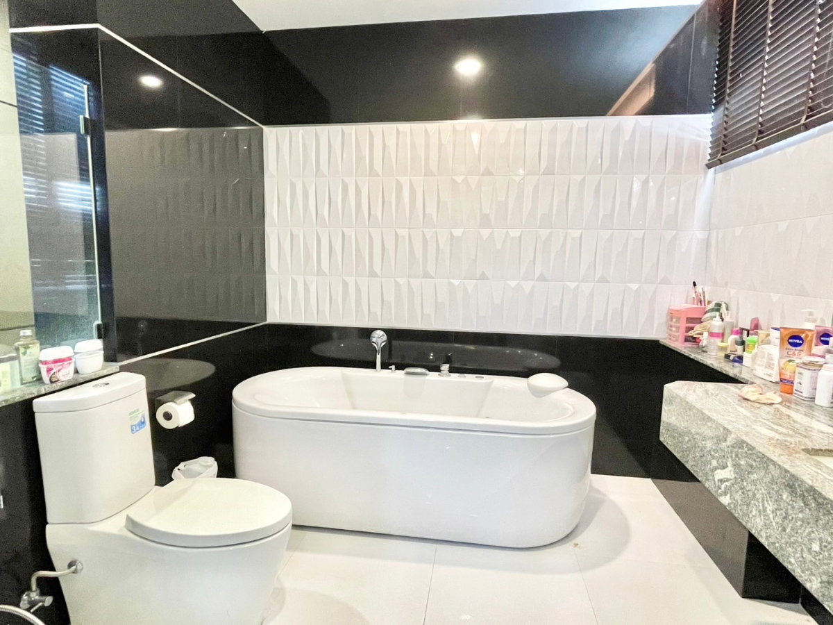 รูป *HOT*ขายบ้านเดี่ยว 3 ชั้น The Gallery House Pattern เดอะ แกลเลอรี่ เฮ้าส์ แพทเทิร์น 4นอน 5น้ำ 57ตรว. ต่อเติมแล้ววัสดุเกรดพรีเมี่ยม แปลงมุม สงบ!!!! - รูปที่ 28/28