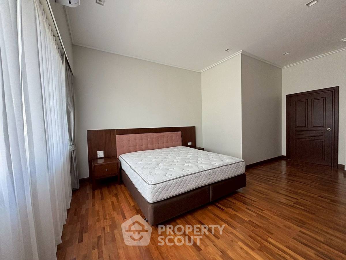 รูป คอนโด 3-ห้องนอน ที่ นิวตัน ทาวเวอร์ คอนโดมิเนียม ใกล้ BTS นานา (ID 3038992) - รูปที่ 10/17