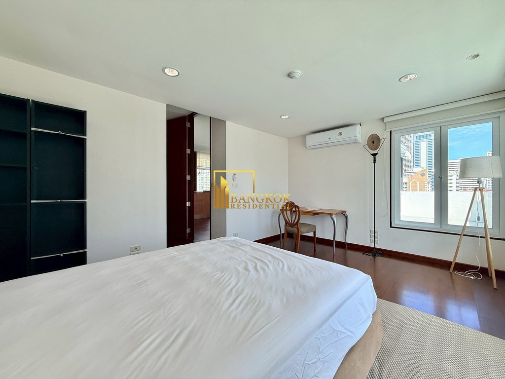 รูป Remarkable 4 Bedroom Duplex Penthouse in Phrom Phong Area - BR21452AP - รูปที่ 37/56