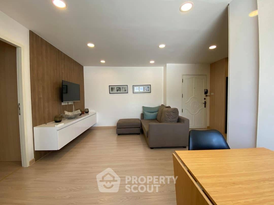 picture 2-BR Condo In 39 Suites, 65 Sqm Near BTS Phrom Phong (ID 1985283) - 2/15