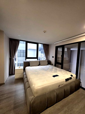 ขายคอนโด : Cooper Siam【𝐒𝐄𝐋𝐋】🔥ห้องโทนธรรมชาติสไตล์ Japanese Minimal พร้อมมุมทำงานสุดลงตัว🔥 ติดต่อไลน์ไอดี: @hacondo