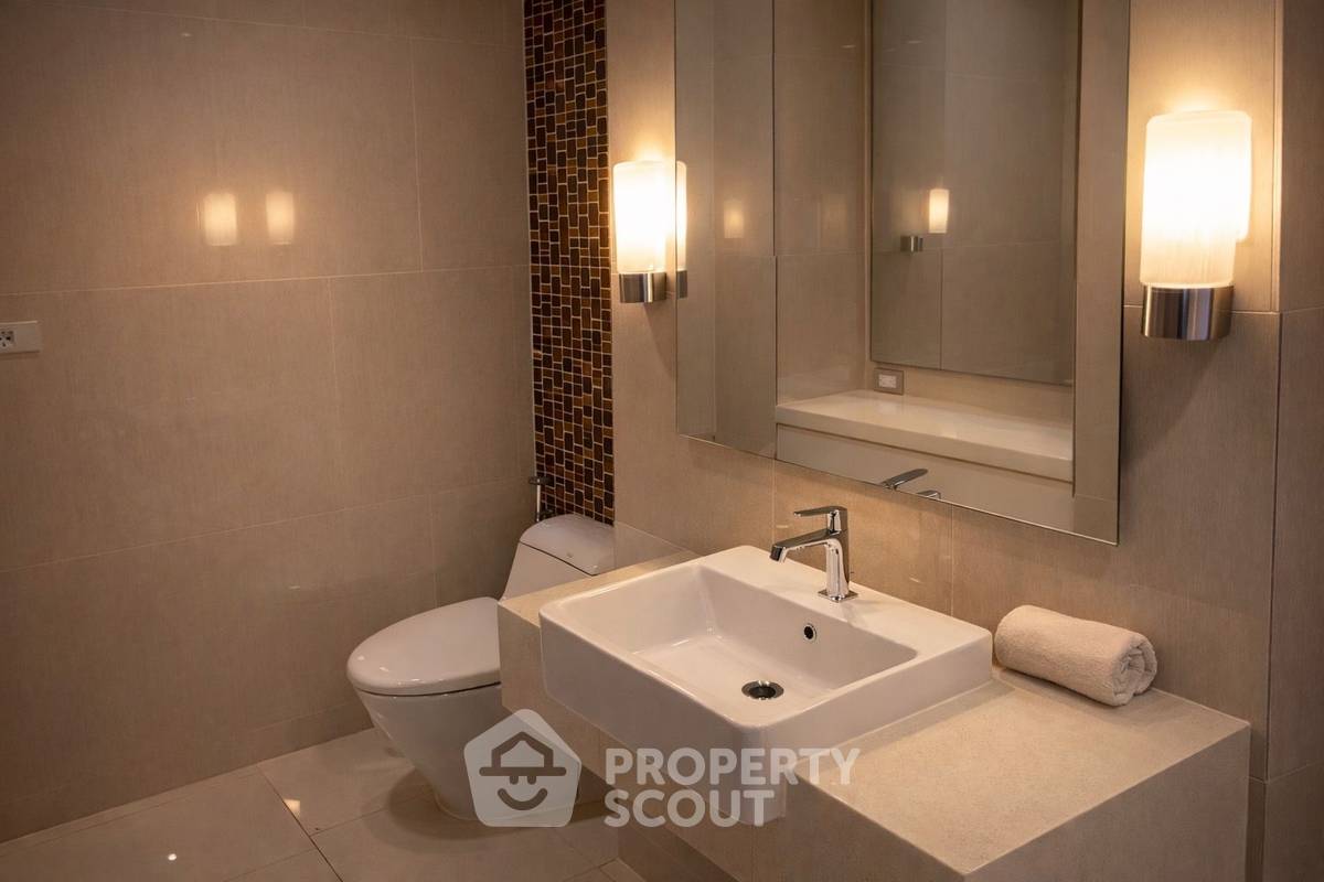 picture 2-BR Condo at The Lumpini 24 near BTS Phrom Phong (ID 3038802) - 4/14