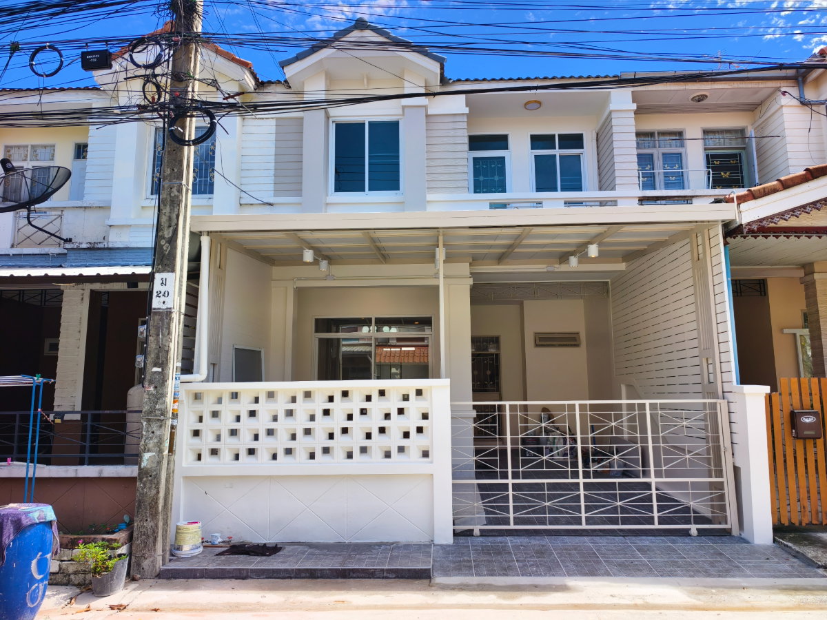 รูป ขายทาวน์เฮ้าส์ หมู่บ้านรื่นฤดี 3 รีโนเวท สวย พร้อมเฟอร์  - รูปที่ 4/27