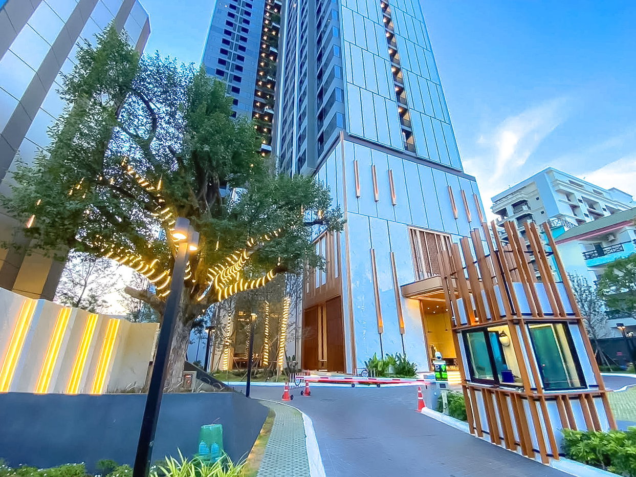 picture ONCE Pattaya Condominium for Rent Sea View Studio Unit - 8/11