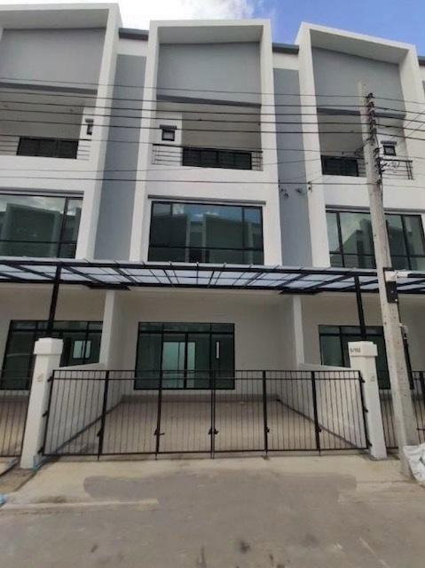 รูป MTR87 ให้เช่าบ้านสวยทำเลดีอุดมสุข-บางนา เฟอร์ฯ ครบพร้อมเคาน์เตอร์บาร์และสวนสวย เดินทางสะดวกใกล้ BTS อุดมสุข MRT ศรีอุดม และเซ็นทรัลบางนา - รูปที่ 1/10
