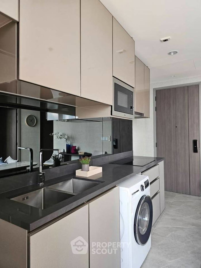 picture 2-BR 67 Sqm Condo At The Extro Phayathai–Rangnam, 300m to BTS Victory Monument (ID 3035880) - 2/9