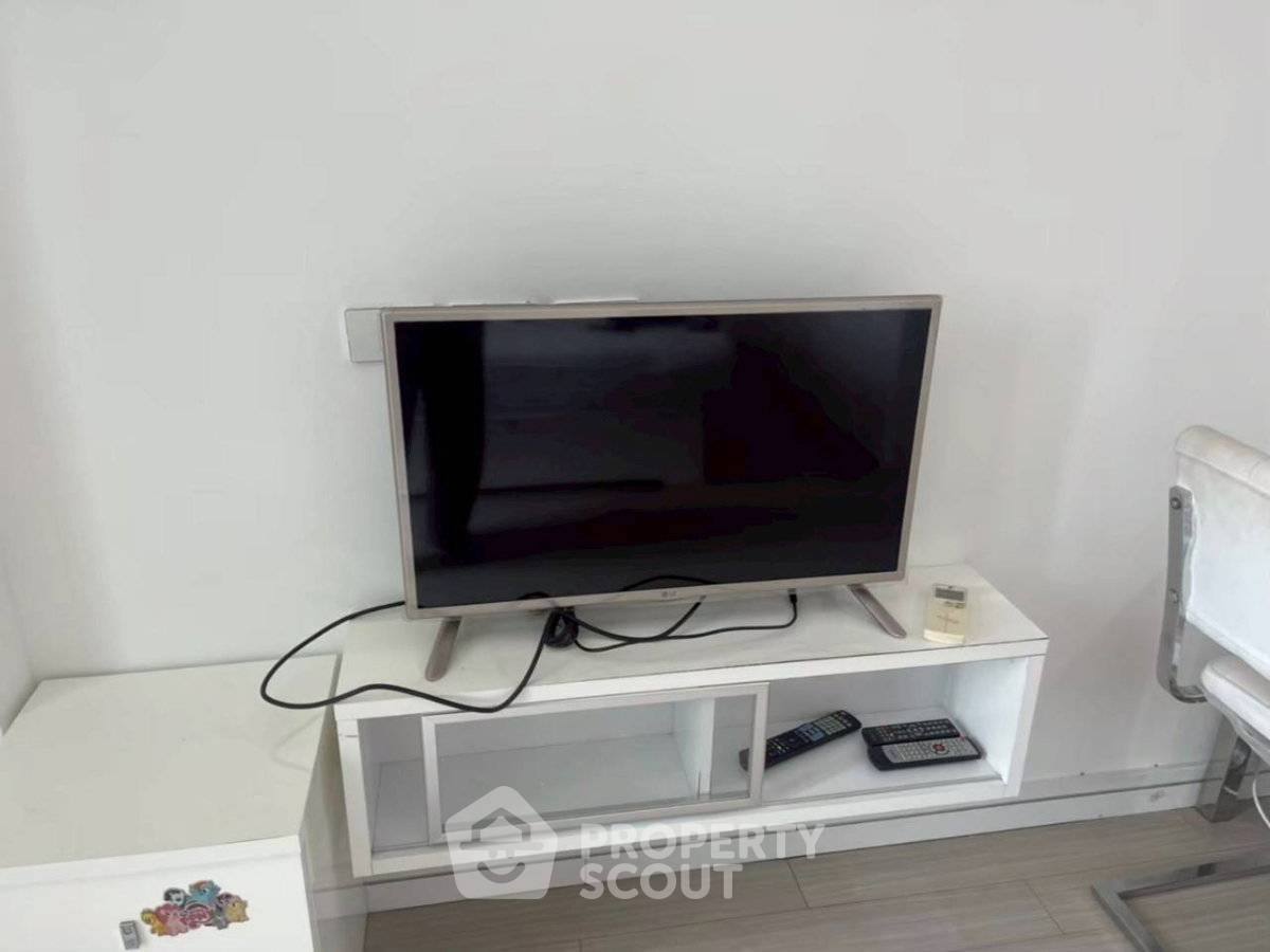 picture Well-Priced 1-BR 29 Sqm At T.C. Green Rama 9, MRT Phra Ram 9 (ID 3004717) - 5/10
