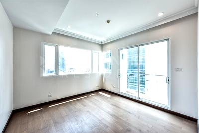 Condos for sale : Supalai Elite Phayathai Easy Travel, Fully Utilized Space near Airport Rail Link Phaya Thai Station