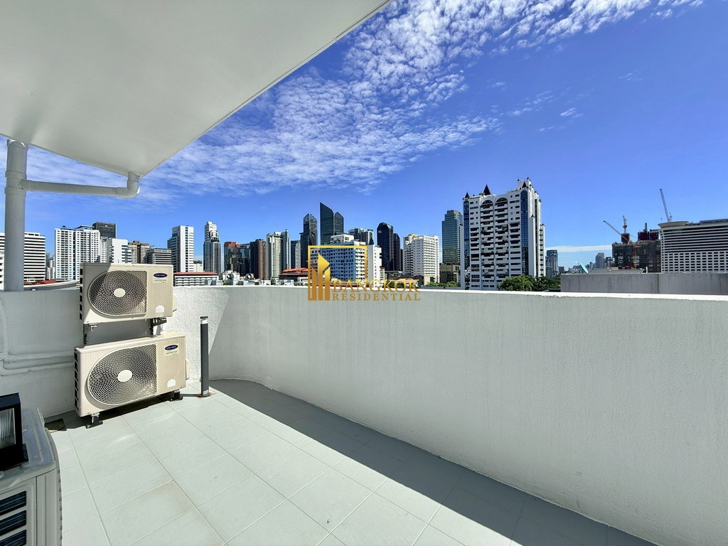 รูป Remarkable 4 Bedroom Duplex Penthouse in Phrom Phong Area - BR21452AP - รูปที่ 38/56
