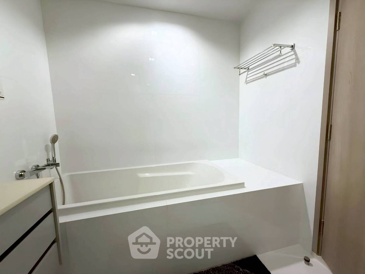 รูป คอนโด 1 ห้องนอน 51 ตร.ม. ชั้น 12A ที่ HQ Thonglor ใกล้ BTS ทองหล่อ (ID 3037325) - รูปที่ 8/9