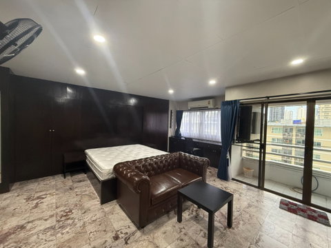 P-52921 🔔 Condo for Rent Near BTS Thong Lo | Thonglor Tower Project, 9th Floor, Soi Thong Lo 18 Line: @easythaihome 085-592-2897