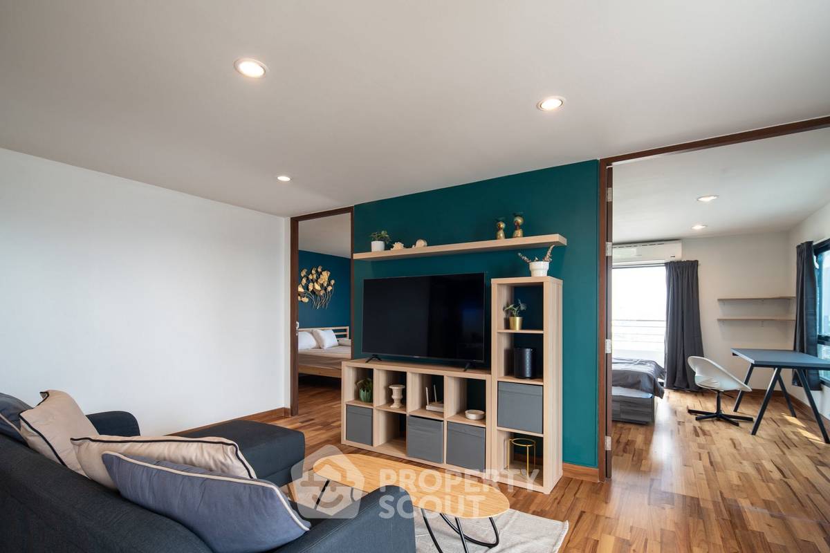picture 2-BR Condo, 87 Sqm, High-Floor At Sarin Place Near BTS Ratchayothin (ID 3035002) - 4/22