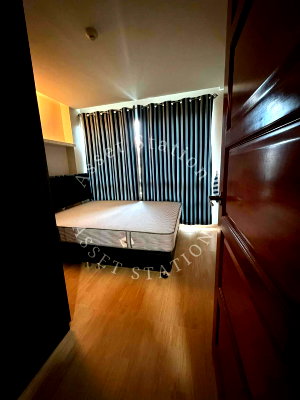 Condos for rent : ✨Emerald Residence Ratchada for rent. Ready to move in. Fully furnished and decorated. Near MRT Huai Khwang🌟