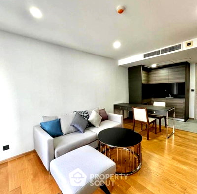 คอนโดให้เช่า : คอนโด 1 ห้องนอน ที่ คลาส์ ลังสวาน ห่าง BTS ชิดลม 200 ม. (ID 3034923)