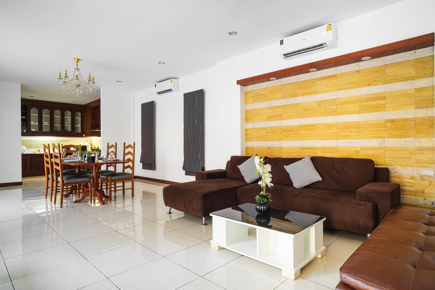 รูป Pet Friendly Italian Style Pool Villa for Rent North Pattaya - รูปที่ 2/13