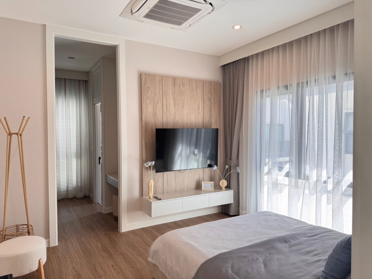 รูป For Sale | The Lavish – LV8 Aurora Pool Villa** Luxury Ready-to-Move-In Home with Private Swimming Pool S03-2712 - รูปที่ 15/38