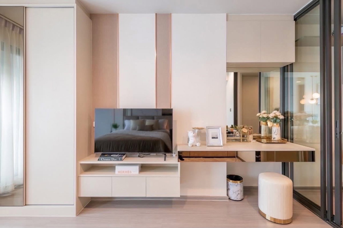 รูป For Rent (ให้เช่า) Life Ladprao  ✨ ห้องสวยแต่งครบ สไตล์อบอุ่น พร้อมเข้าอยู่ - รูปที่ 6/9