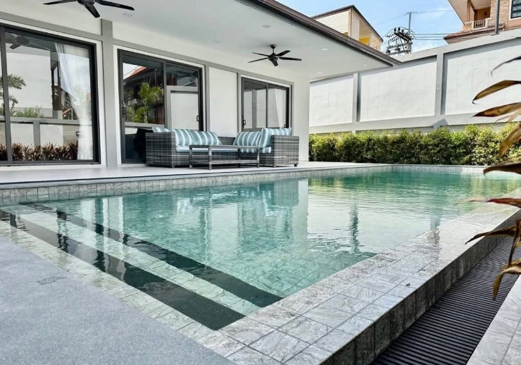 picture New luxury villa for sale in Pattaya jomtien - 1/19