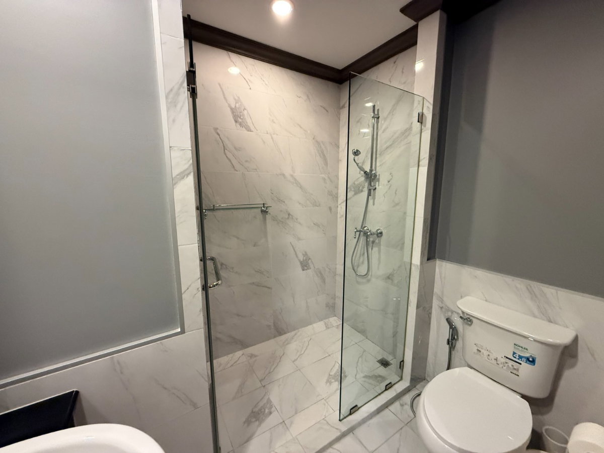 picture Code: 26KJ3353  for rent The Reserve Kasemsan 3 🔥🔥 Line ID: @kjcondo (with @)🔥🔥 - 8/18
