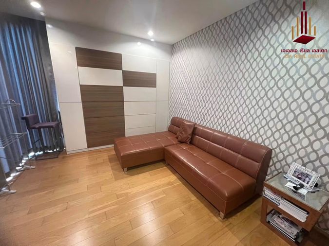 1-bed condo for sale, 49 sqm, The Breeze Narathiwas