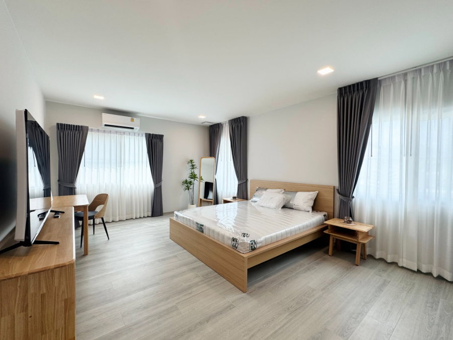 รูป บ้านรีโนเวทใหม่สไตล์มินิมอลญี่ปุ่น! ให้เช่า ชัยพฤกษ์ บางนา กม.15 – แต่งครบจัดเต็ม มีห้องทำงานส่วนตัว (ลดพิเศษ 80,000/เดือน) - รูปที่ 12/27