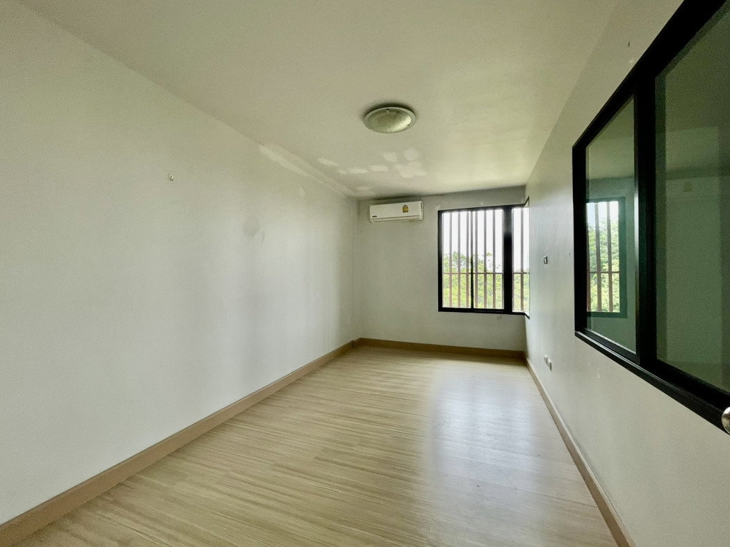 รูป ให้ เช่า อาคารพาณิชย์ The Regent Street Village  170 ตรม 16 ตรว - รูปที่ 2/12