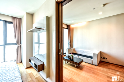 Condos for sale : Hurry to book!! Popular rare units M Silom near BTS Chong Nonsi