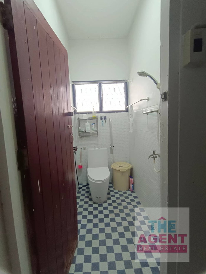 รูป ขายด่วน บ้านเดี่ยวหลังมุม ทำเลทอง แสงเพชร ซอยลาดปลาเค้า 52 เนื้อที่ 72 ตรว 4นอน 2น้ำ ​ใกล้ BTSเสนานิคม - รูปที่ 7/8
