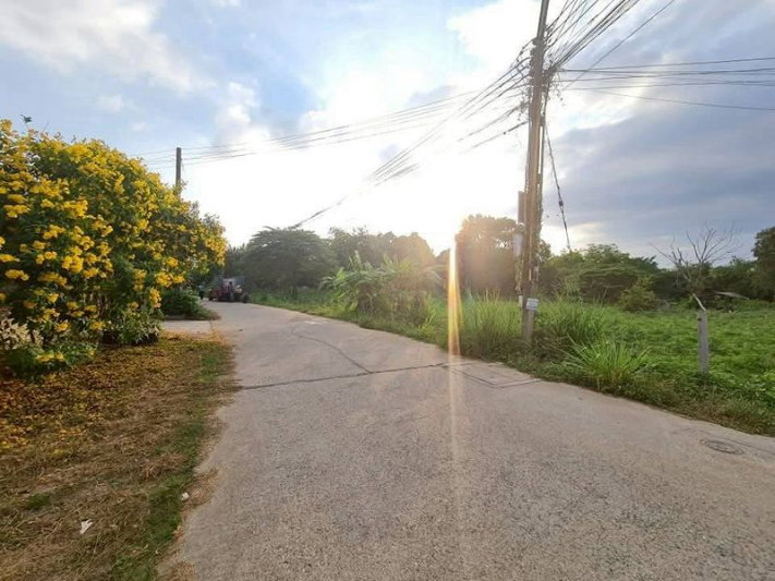 รูป ขายที่ดินบางเสร่ สัตหีบ ชลบุรี ใกล้ถนนสุขุมวิท ทำเลดี เดินทางสะดวก - รูปที่ 11/12