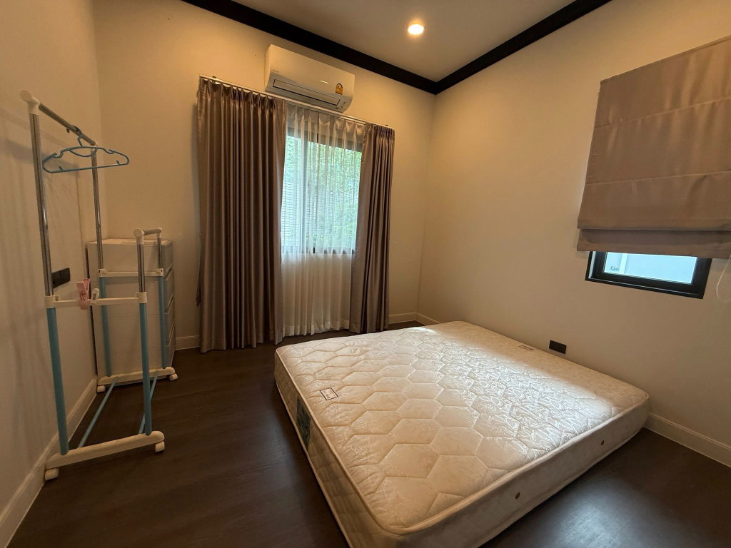 picture ST13704 - Setthasiri Krungthepkreetha 2 : KrungthepKreetha  - 5/10