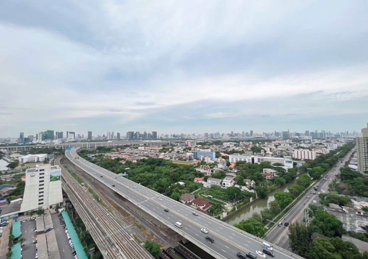 picture Metro Sky                   Prachachuen  - 8/10