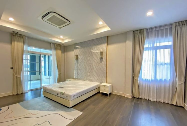 4-bed house for rent, 340 sqm, 115 sq wah, Nantawan Ramintra - Paholyothin 50