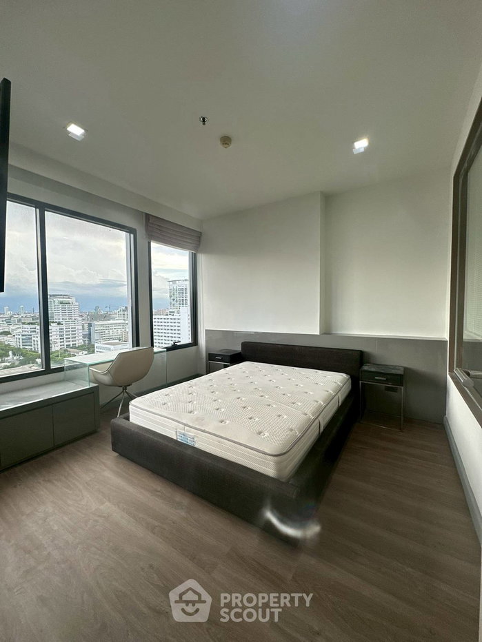 picture Pet-Friendly 2-BR 65 Sqm Condo In M Phayathai, 200m to BTS Victory Monument (ID 3039623) - 4/9