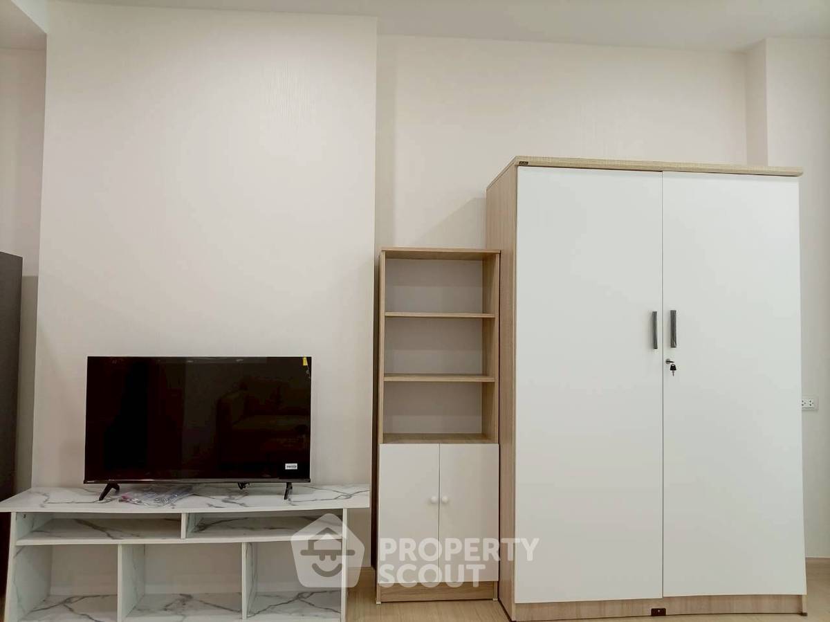 picture High-Floor 1-BR 28 Sqm at Supalai Veranda Ramkhamhaeng (ID 2391874) - 5/8