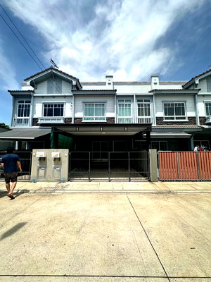Townhouses for rent Bang Pu Industrial Estate : ME2500293 Townhome For Rent Indy 3 Bangna Km.7