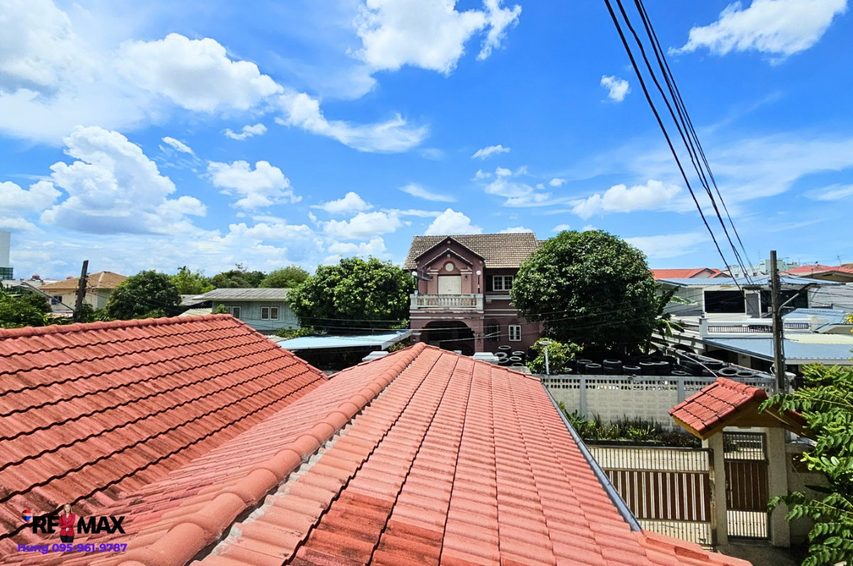 รูป ขาย บ้านเดี่ยวสร้างกับ โมเดิร์นโฮม มีแปลนบ้าน 128 ตร.วา เอกชัย 10/1 บ้านหลังใหญ่ สภาพดี ขายเพียง 6.45 ล้านบาท เข้าซอยเพียง 500 ม. เดินทางสะดวก - รูปที่ 17/17