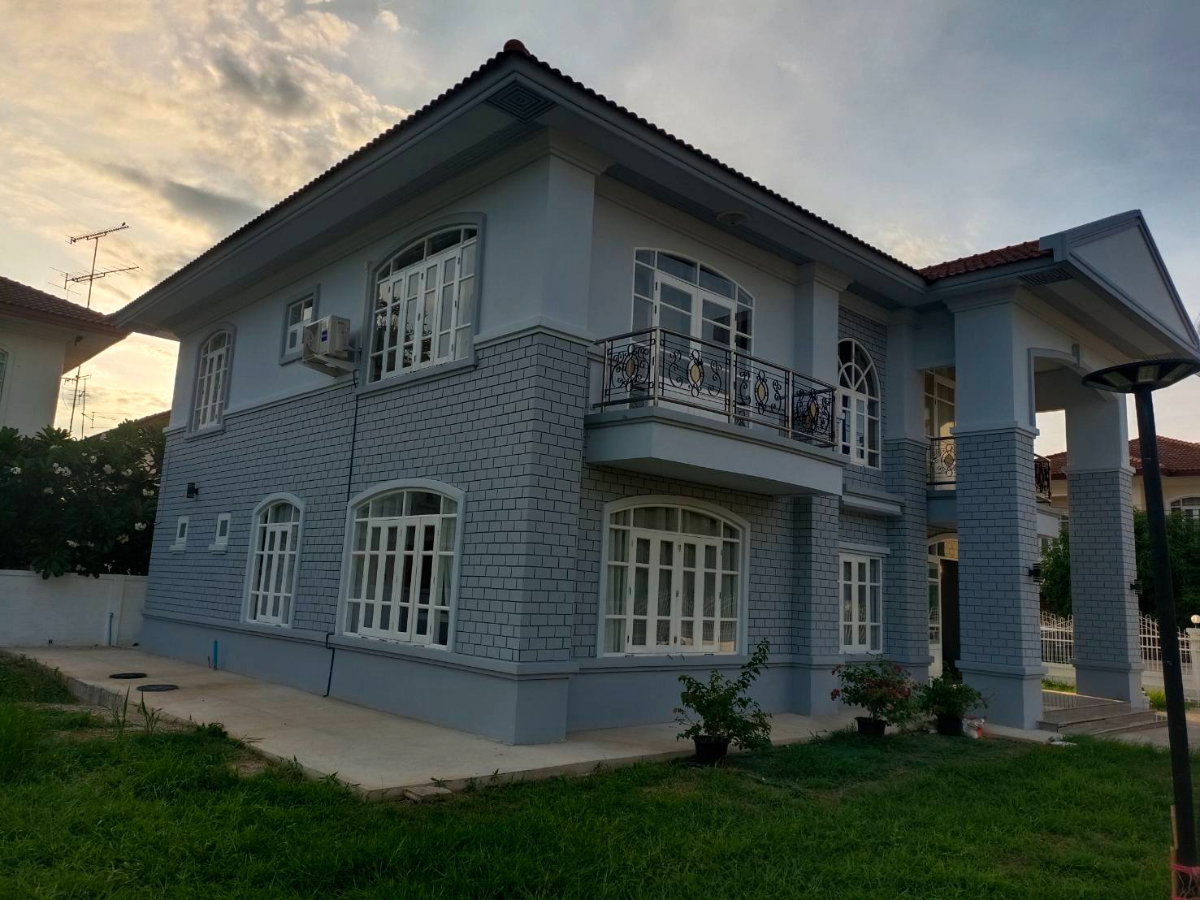 รูป ขายบ้านใหญ่สุดในโครงการทำเลดีสะดวกสะอาดปลอดภัย - รูปที่ 7/11