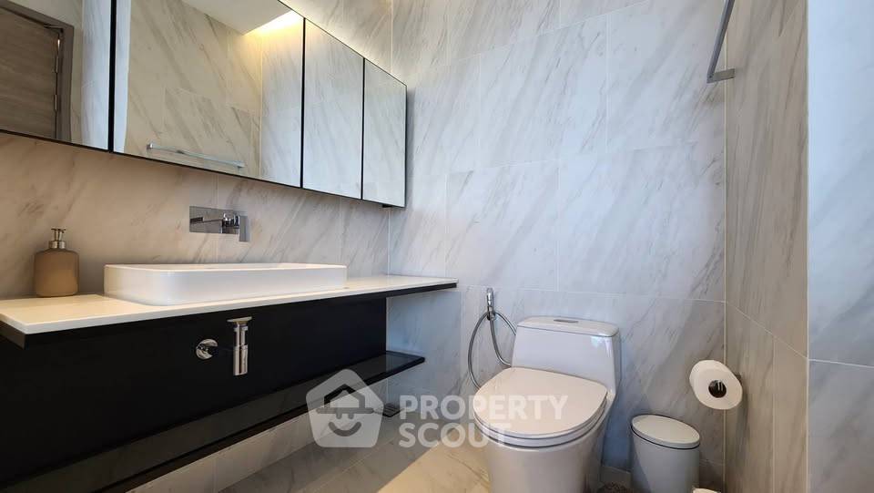 รูป คอนโด 2 ห้องนอน 79 ตร.ม. ให้เช่า The Room สุขุมวิท 38 ใกล้ BTS เอกมัย (ID 3039323) - รูปที่ 17/30