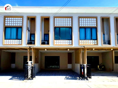 Townhouses for sale Bang Yai Nonthaburi : For Sale: Reseo Home Westgate Townhome. 220m to Main Road. Near MRT.