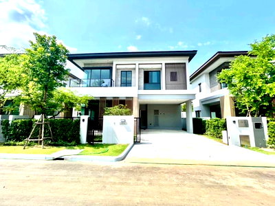 Houses for rent Srinagarindra Road : 💥CP-11269💥 House for rent in Bangkok Boulevard Bangna KM.5 project. 👉Add Line @luxeliving