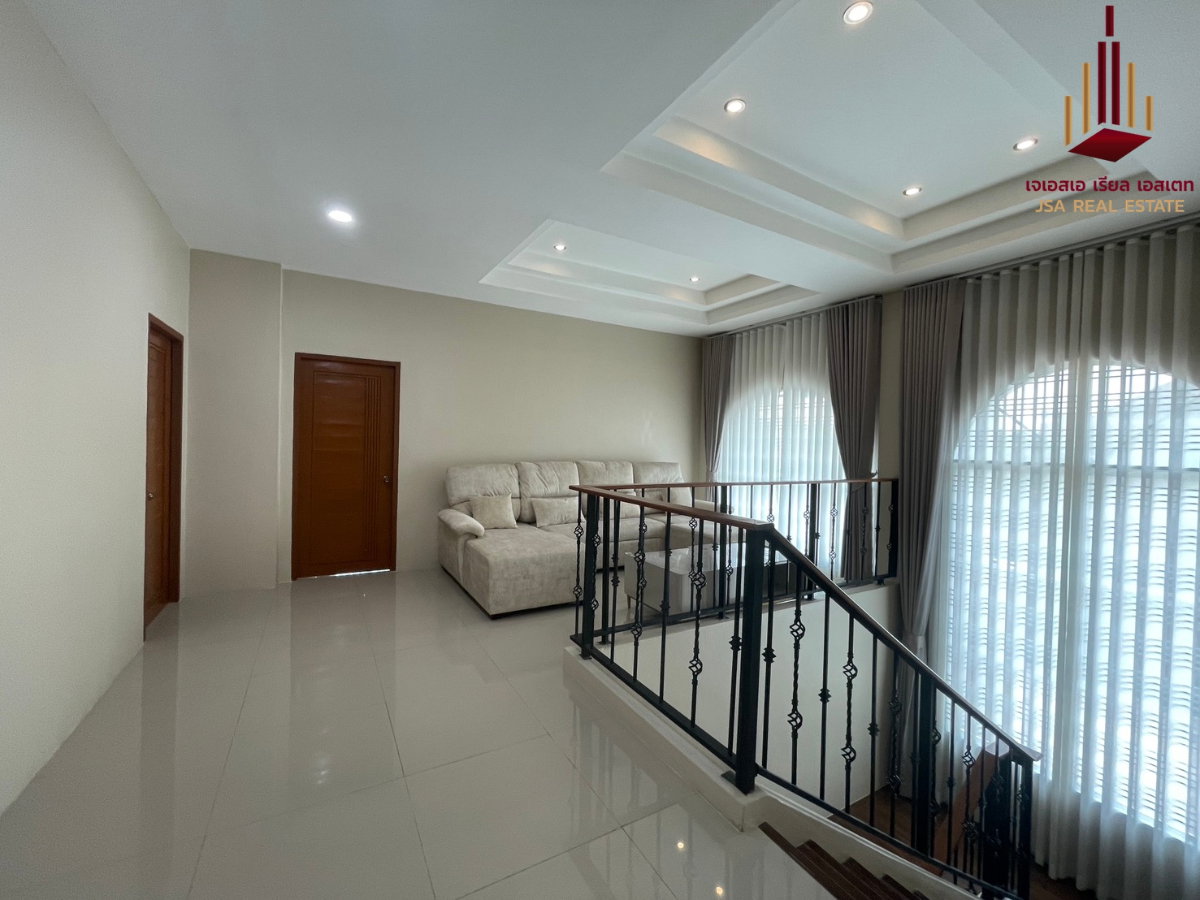 picture ✨ For Rent: Baan Suan Naramit Watcharapon - Permsin ✨    💰 Only 180,000 THB/month - 11/13