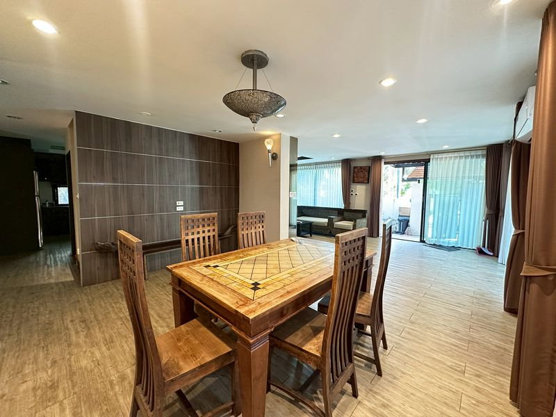 รูป บ้านเดี่ยวพร้อมสระว่ายน้ำส่วนตัว ใกล้เทอมินอบ21 ราคาเช่า 75,000 บาท/เดือน - รูปที่ 6/19