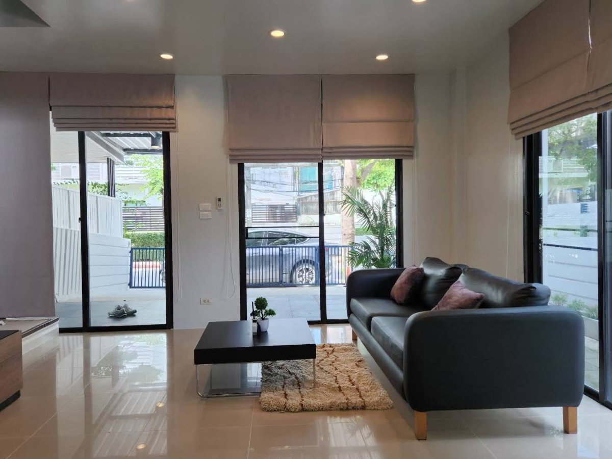 picture ST13463 - Townhome Areeya Mandarina Sukhumvit 77 : BTS Onnut - 3/10