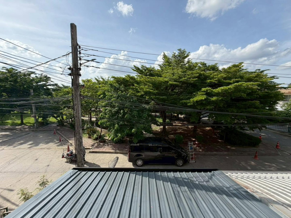 รูป ขายทาวน์โฮม 3 ชั้น : หมู่บ้าน ศุภาลัย พาร์ค วิลล์ 2 พหลโยธิน 48 เนื้อที่ 21.9 ตารางวา 4 ห้องนอน 3 ห้องน้ำ รีโนเวทใหม่พร้อมอยู่ - รูปที่ 19/21