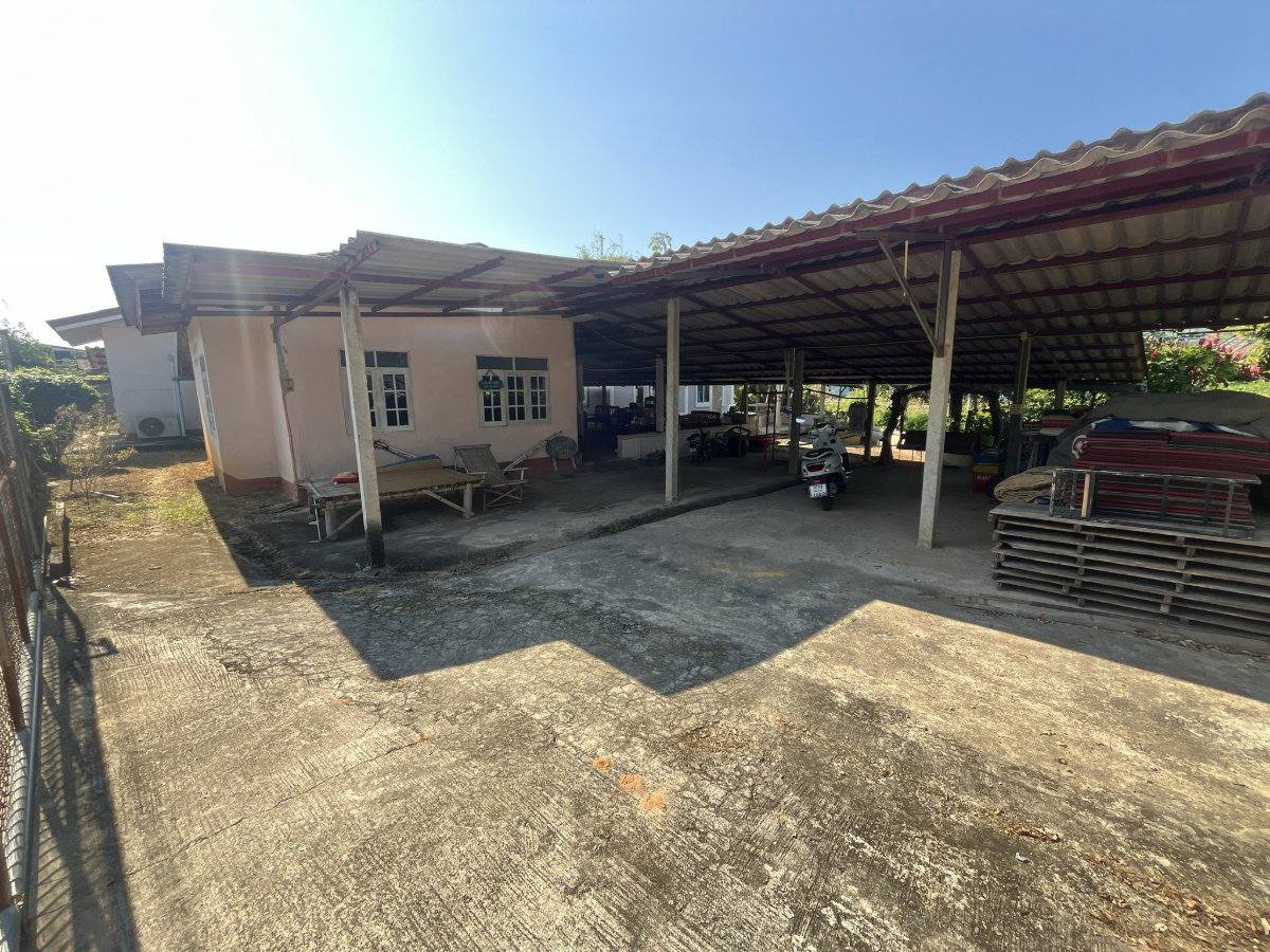 picture JK3 6131491 : Outside Chiang Mai Project - 3/8