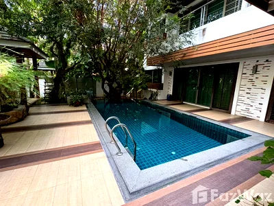 บ้านเดี่ยว ภูเก็ต : Luxury 3-Bedroom Pool Villa with Private Swimming Pool 6491321
