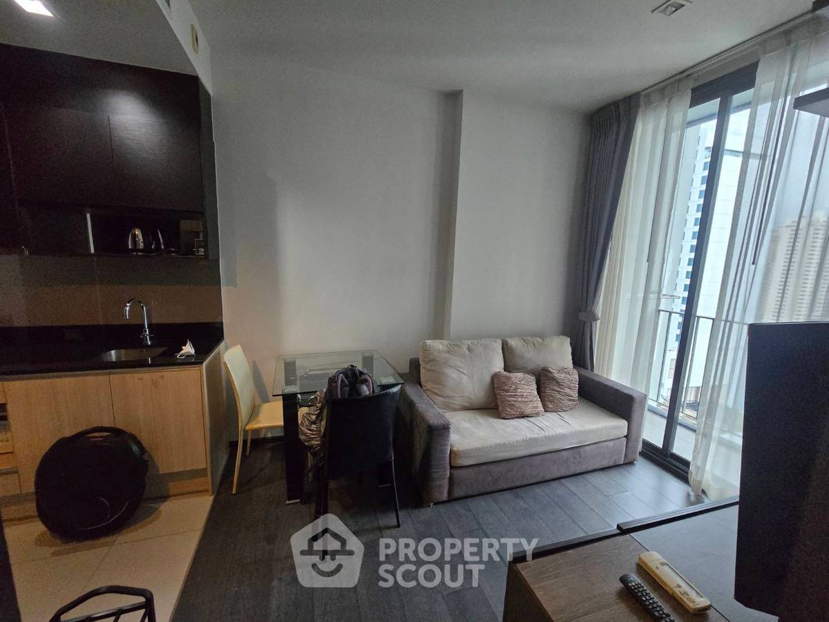 รูป คอนโด 1 ห้องนอน 31 ตร.ม. ที่ The Edge Sukhumvit 23 ใกล้ MRT สุขุมวิท 200 ม. (ID 3041663) - รูปที่ 10/14