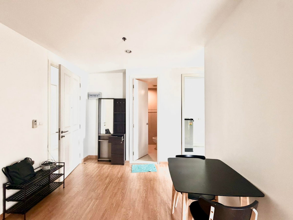 picture The Parkland Phetkasem for Rent - 9/15