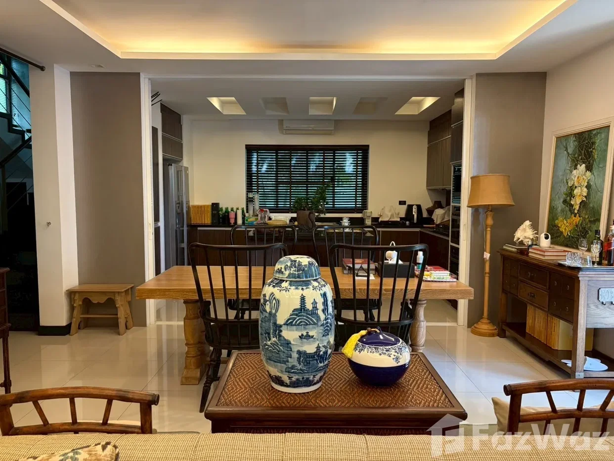 รูป Luxury 3-Bedroom Pool Villa with Private Swimming Pool 6491321 - รูปที่ 3/18